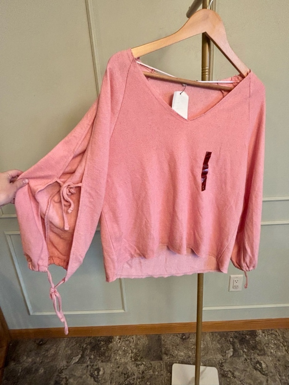 Pull&Bear Pink V-Neck Tie-Sleeve Lightweight Sweater NWT MED